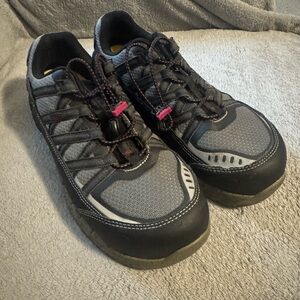 Keen Women’s shoes
